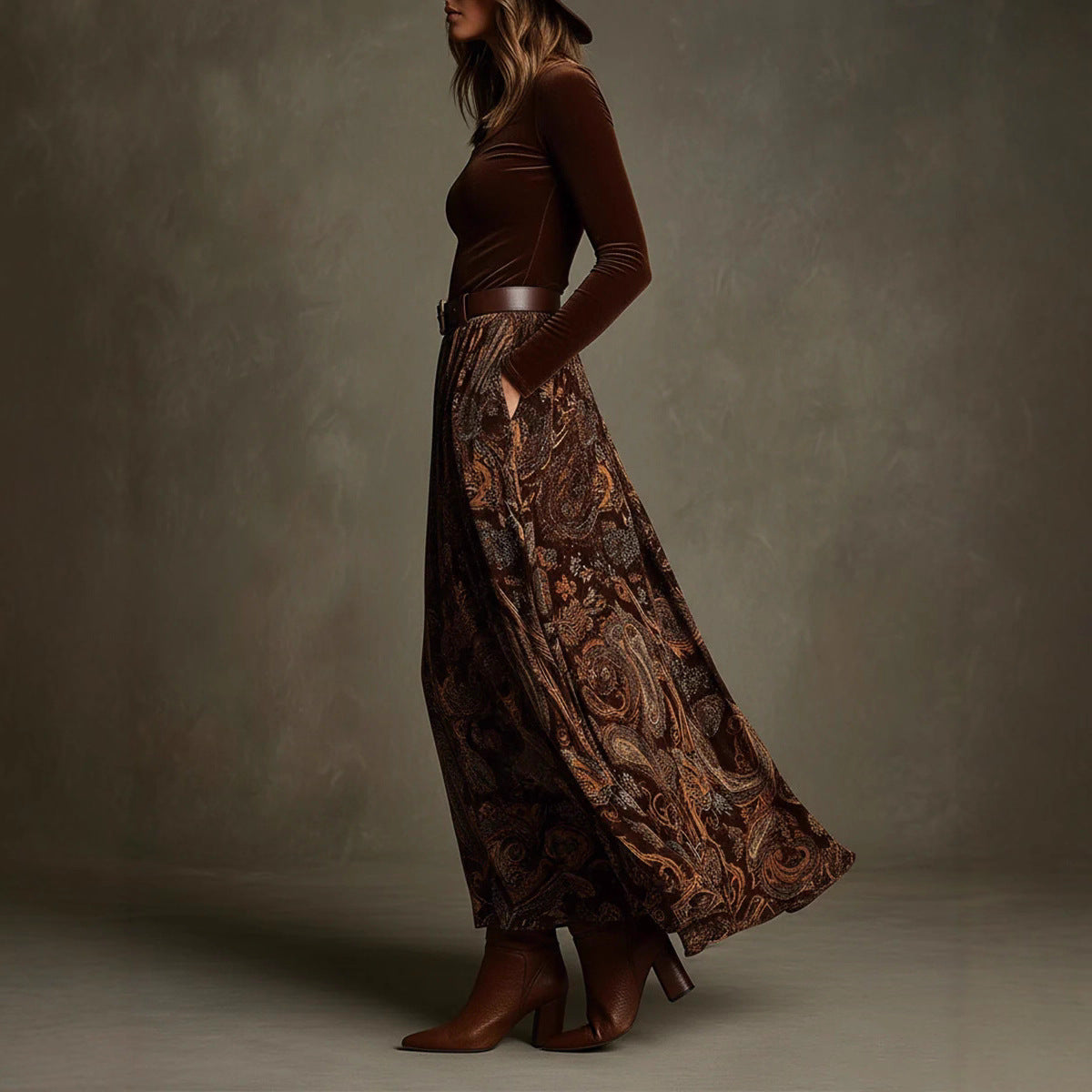 Elegant Slim Fit Personalized Womens Suit